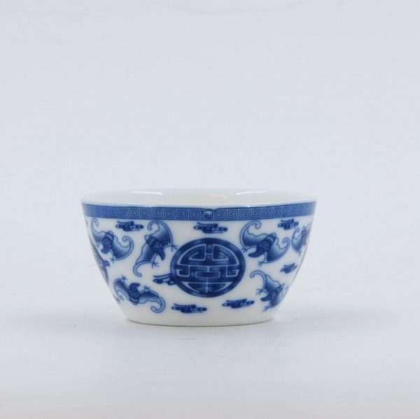 Blue and White Porcelain Tea Cup "Fu Shou"