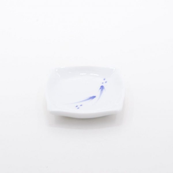 Blue and White Porcelain Tea Cup "Fish"