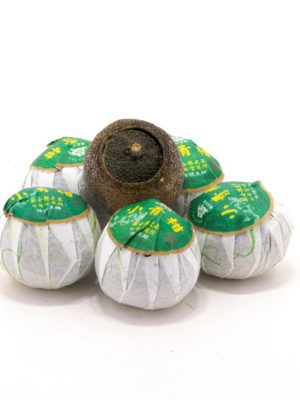 Pu-erh Tea in Green Mandarina 2022 (Cooked/Shou)
